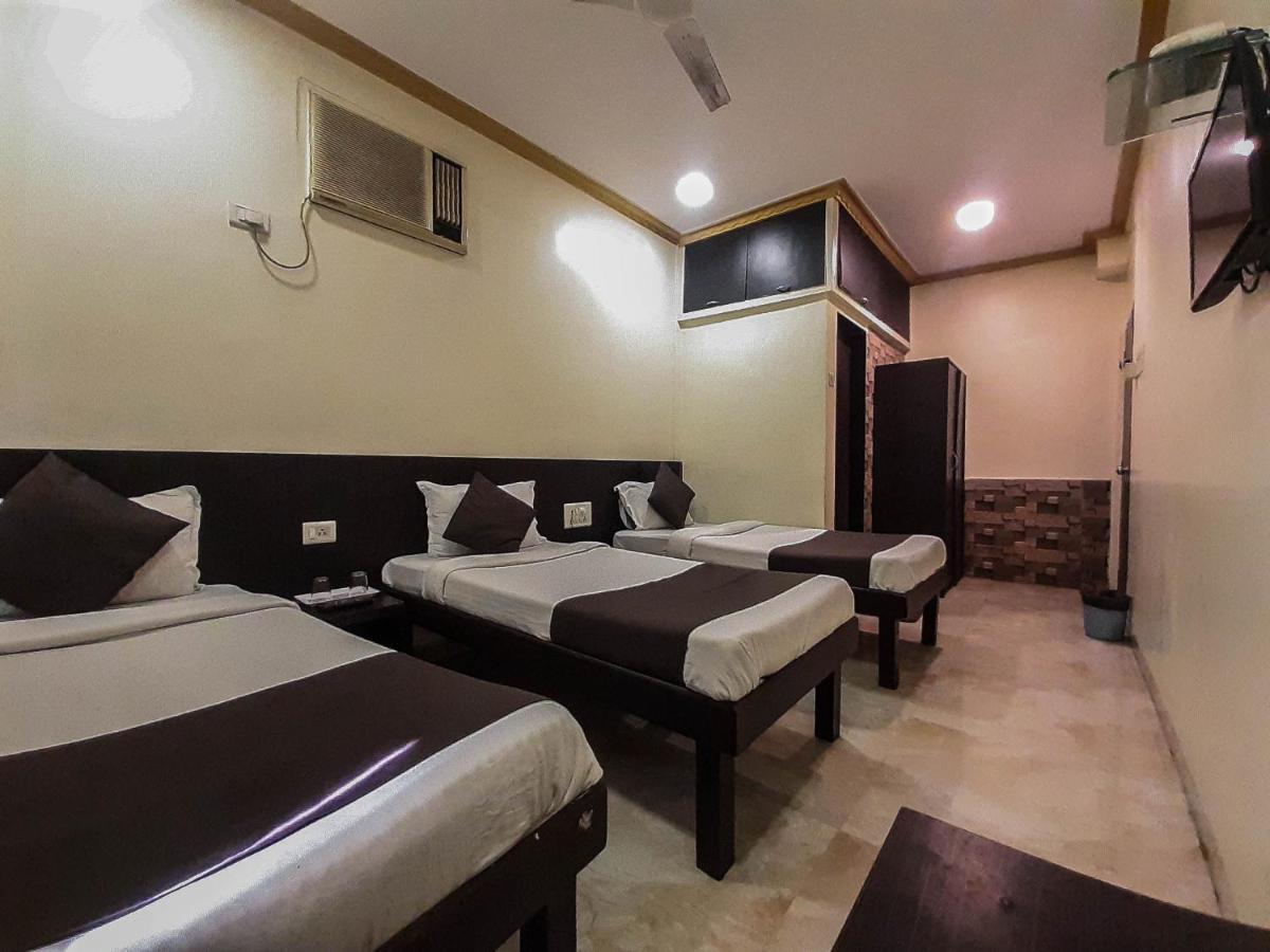 Hotel National Мумбай Екстериор снимка