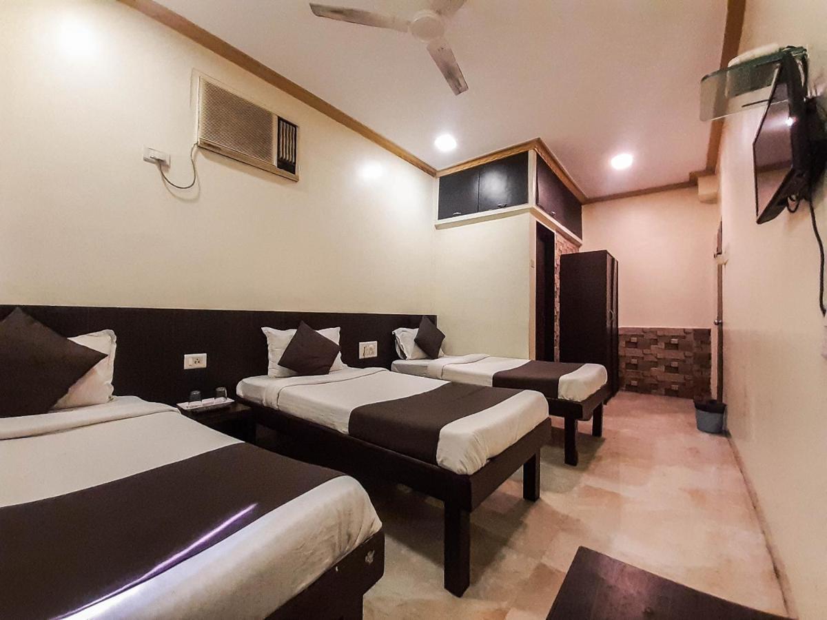 Hotel National Мумбай Екстериор снимка